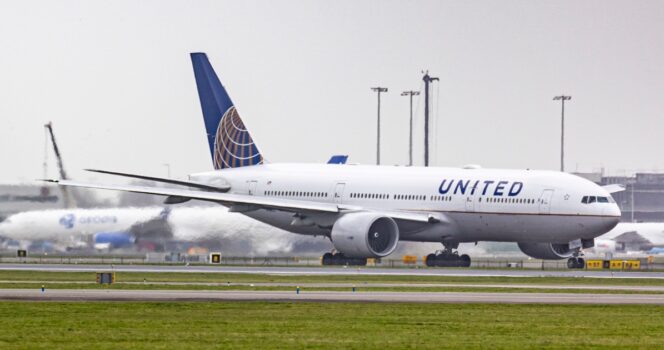 Plus-sized passenger protests being denied wheelchair assistance